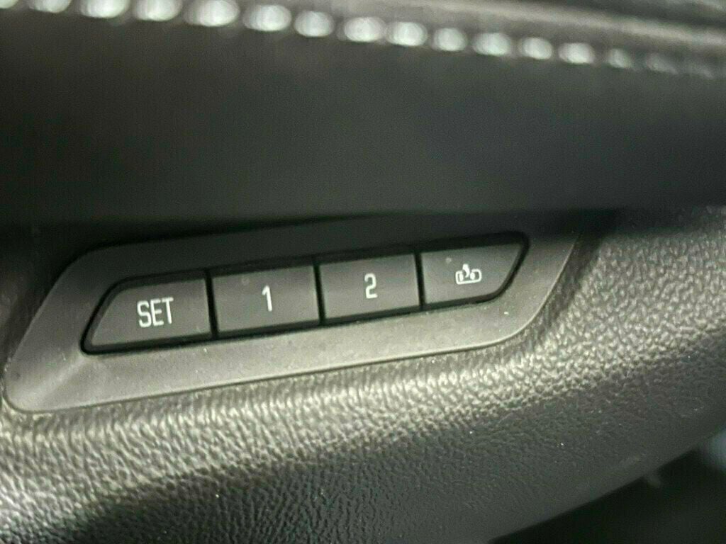 2015 Cadillac Escalade ESV 4WD 4dr Luxury - 23058094 - 40
