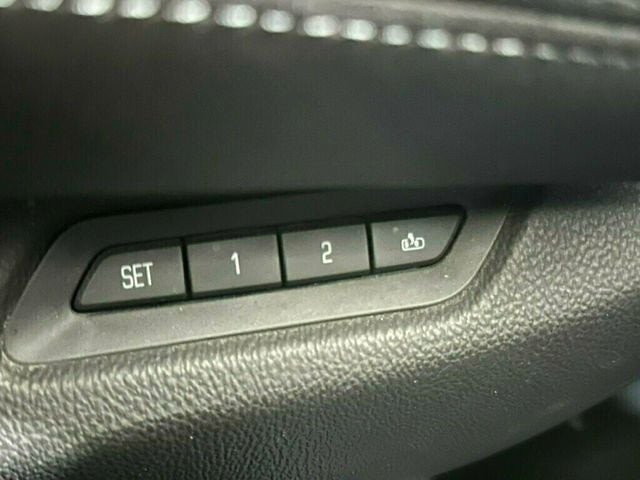 2015 Cadillac Escalade ESV 4WD 4dr Luxury - 23058094 - 40