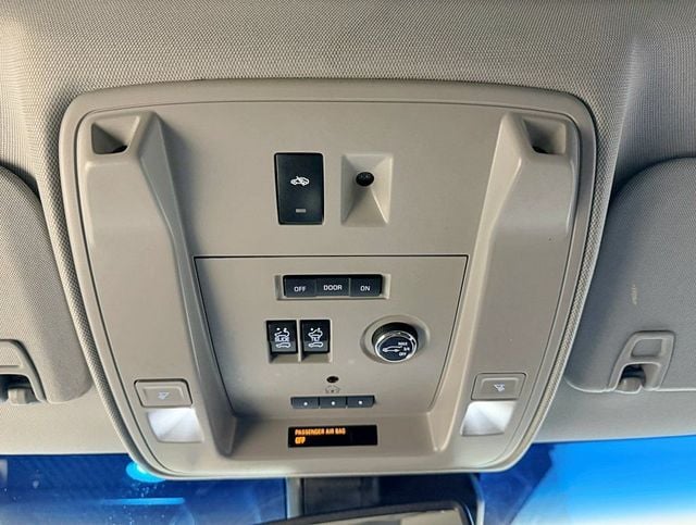 2015 Cadillac Escalade ESV 4WD 4dr Premium - 22965919 - 23