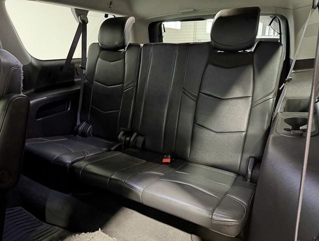 2015 Cadillac Escalade ESV 4WD 4dr Premium - 22965919 - 40