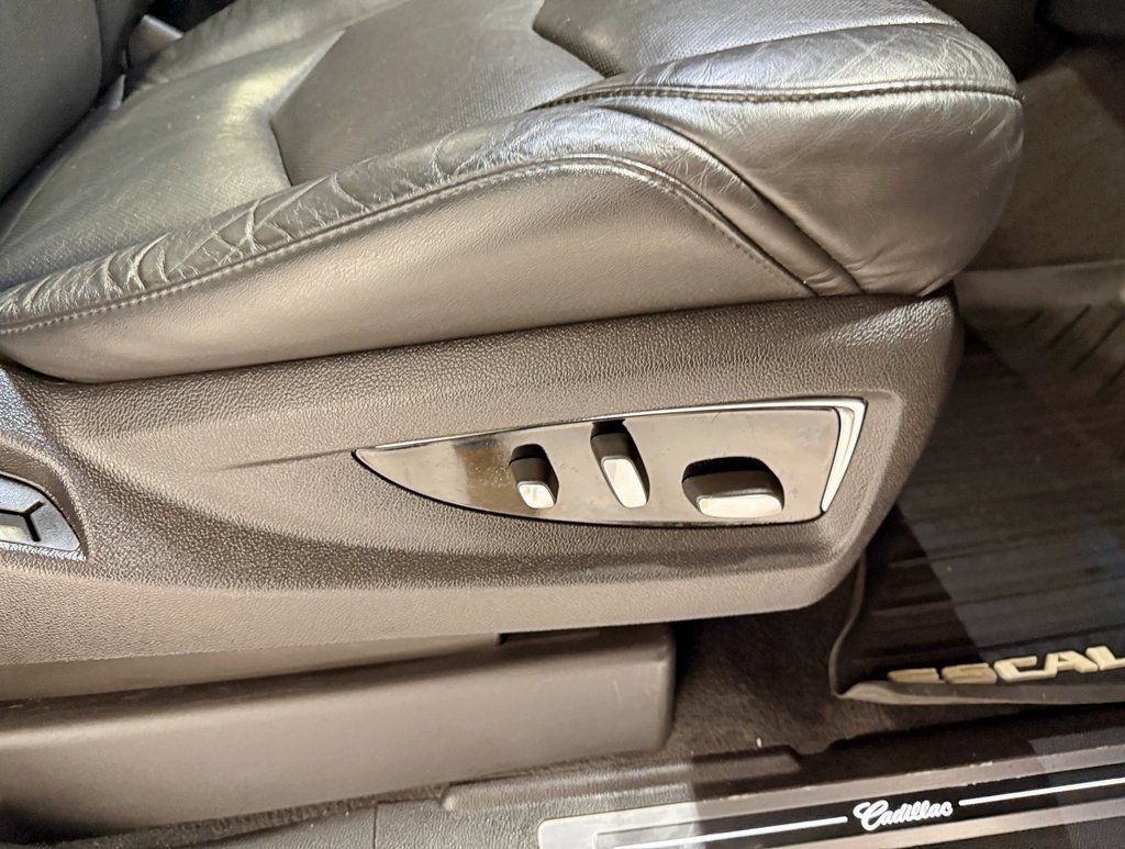 2015 Cadillac Escalade ESV 4WD 4dr Premium - 22965919 - 54