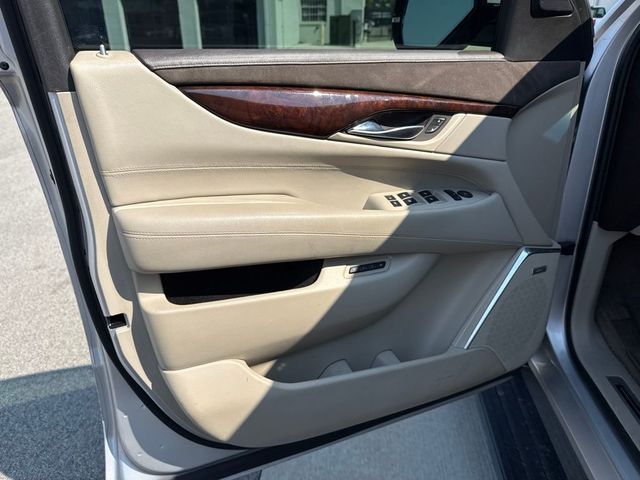 2015 Cadillac Escalade ESV 4WD 4dr Premium - 23059730 - 11