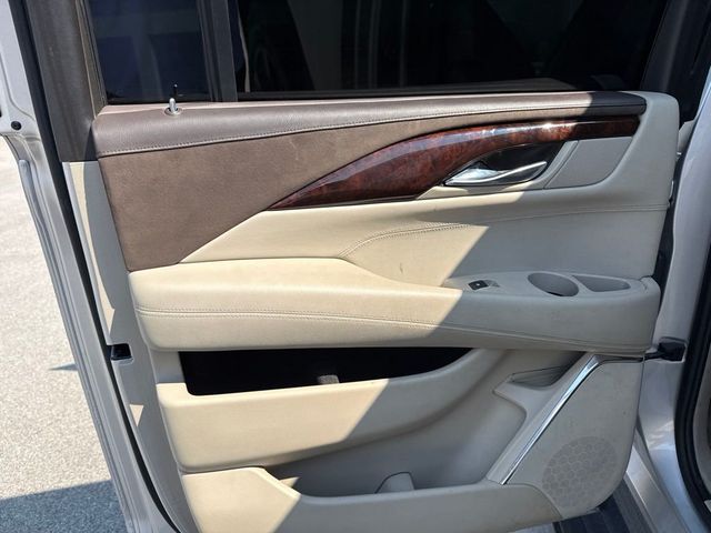 2015 Cadillac Escalade ESV 4WD 4dr Premium - 23059730 - 16