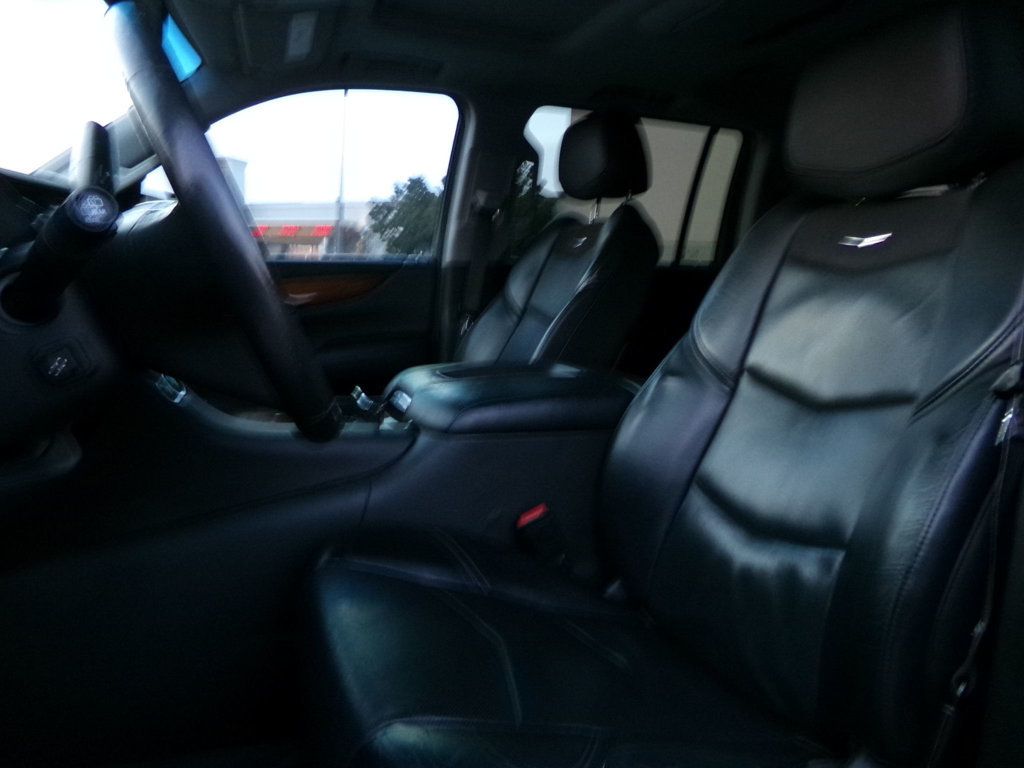 2015 Cadillac Escalade ESV 4WD 4dr Premium - 22978496 - 15