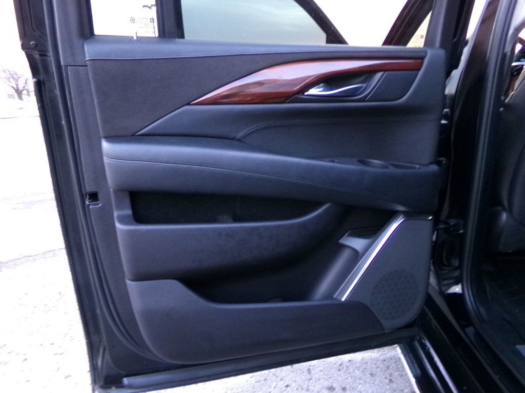 2015 Cadillac Escalade ESV 4WD 4dr Premium - 22978496 - 17