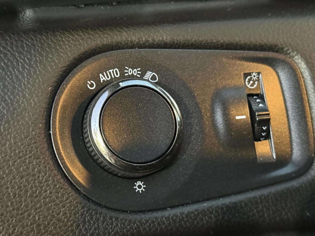 2015 Cadillac SRX AWD 4dr Luxury Collection - 22929899 - 21