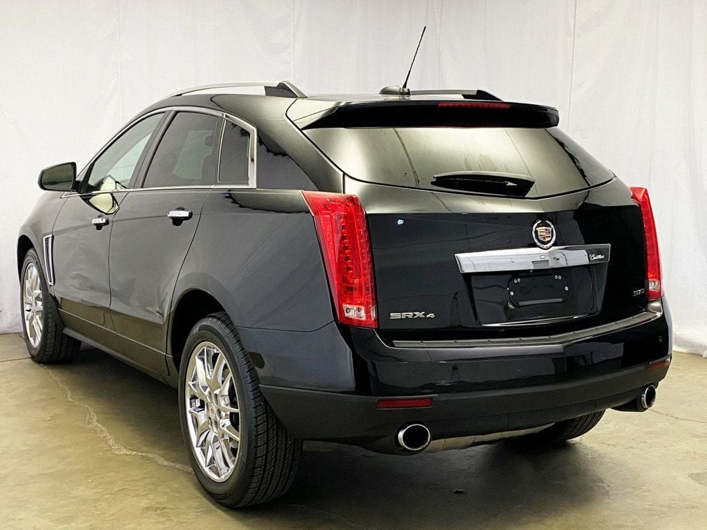 2015 Cadillac SRX Performance photo 2