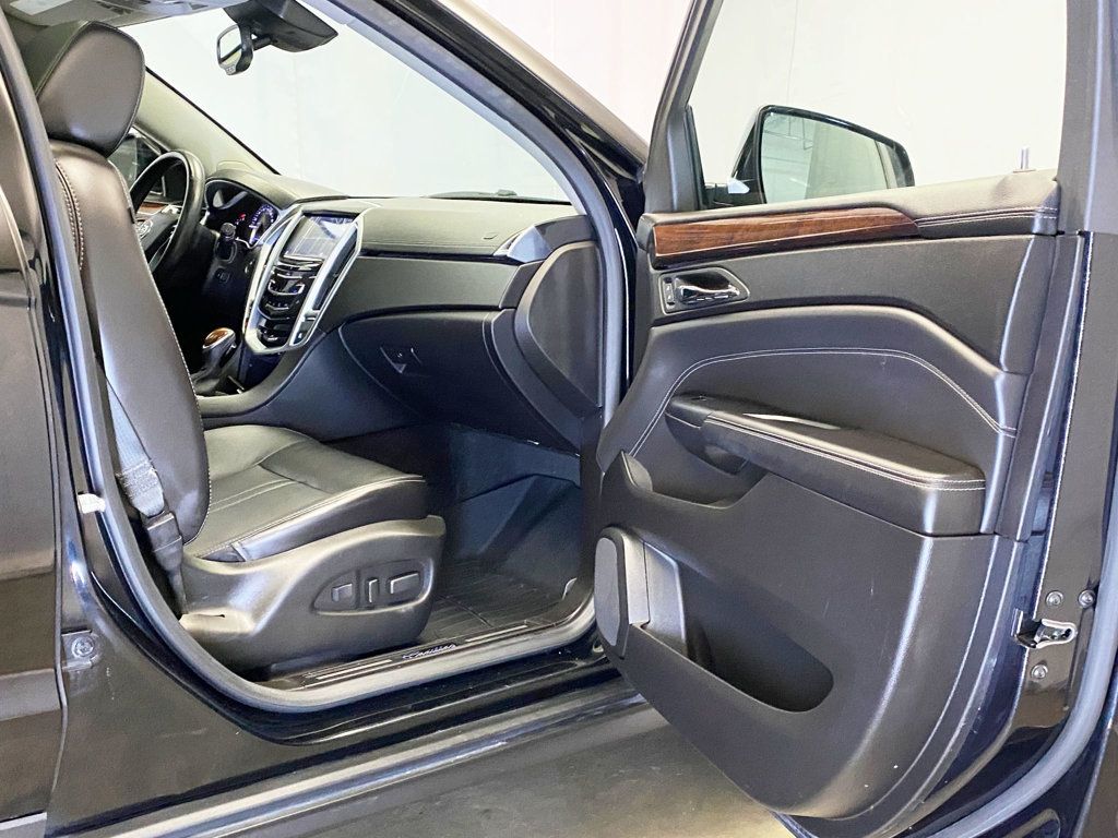 2015 Cadillac SRX AWD 4dr Performance Collection - 22923034 - 40