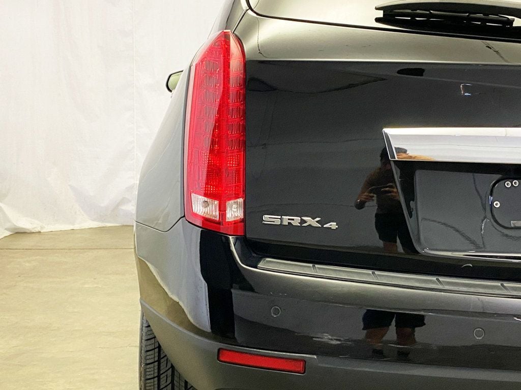 2015 Cadillac SRX Performance photo 4