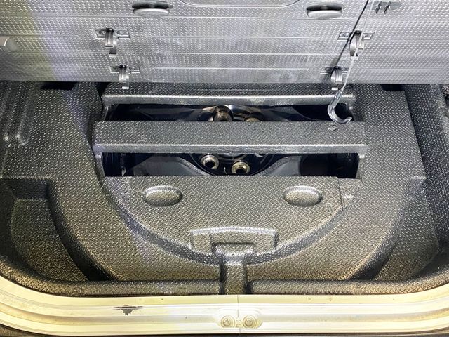 2015 Cadillac SRX AWD 4dr Performance Collection - 22923034 - 58