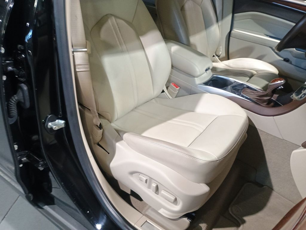 2015 Cadillac SRX FWD 4dr Premium Collection 1 Owner Clean Carfax Florida SUV - 22964326 - 32