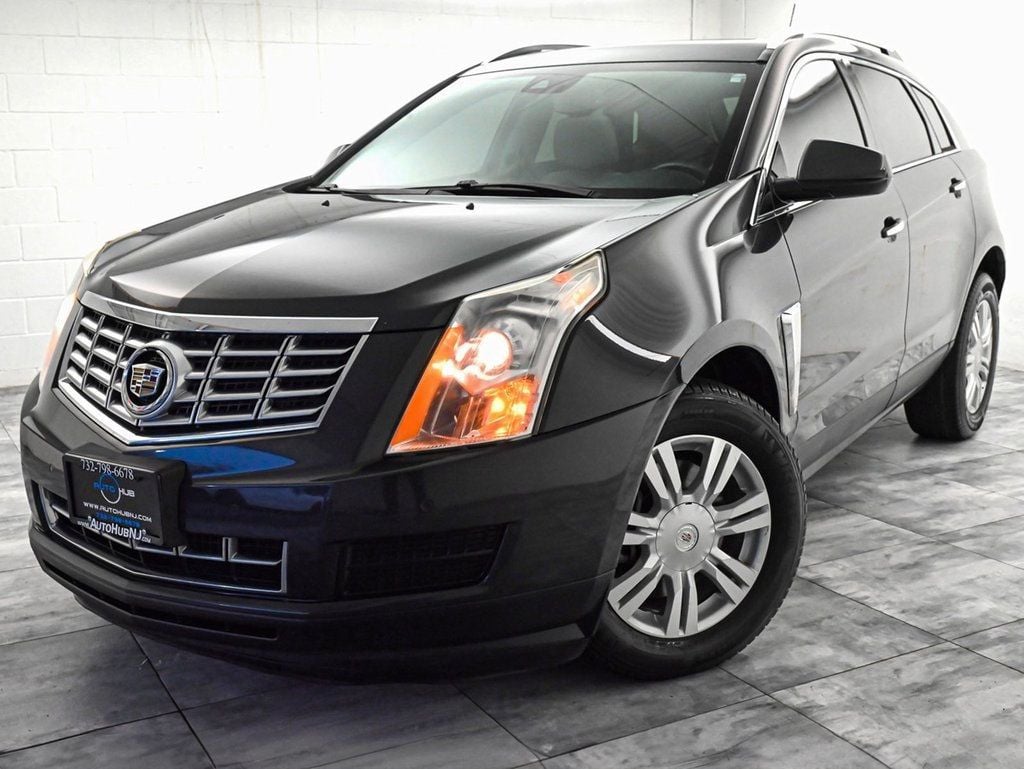 2015 Cadillac SRX Luxury Collection photo 1