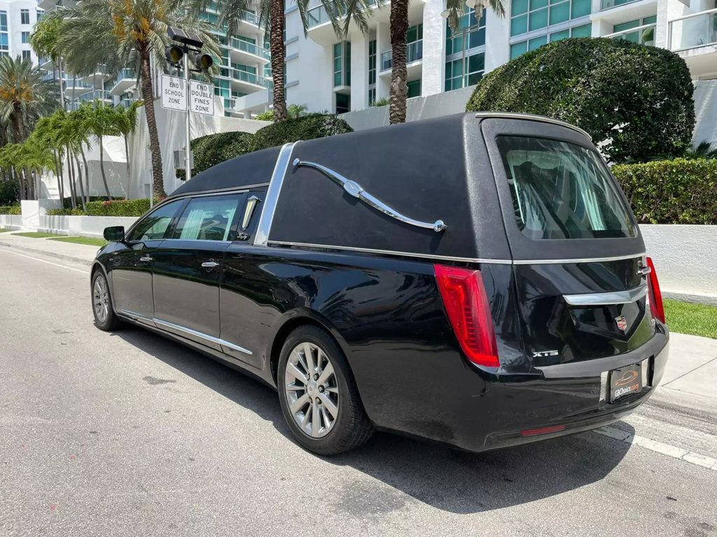 2015 Cadillac XTS 4dr Sedan Funeral Coach FWD - 22442061 - 4