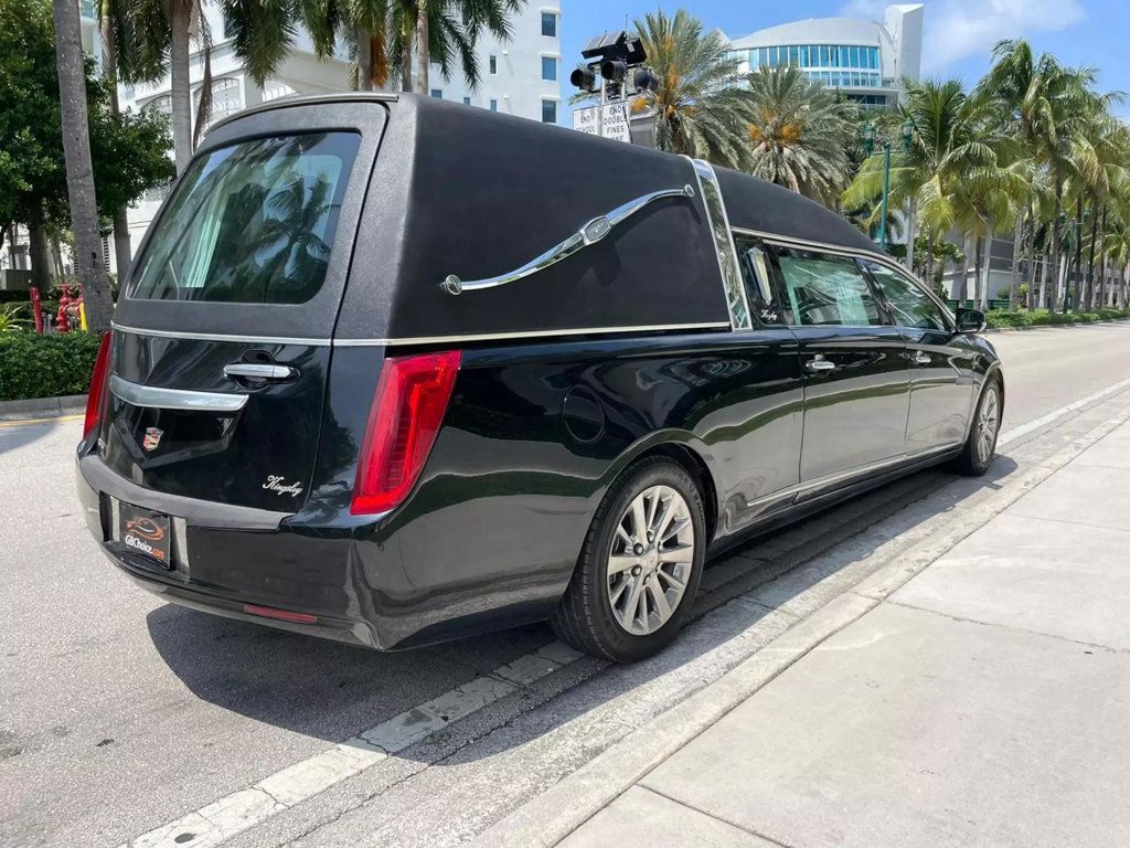 2015 Cadillac XTS 4dr Sedan Funeral Coach FWD - 22442061 - 6