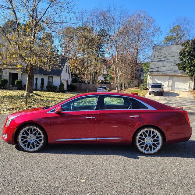 2015 Cadillac XTS 4dr Sedan Platinum FWD - 22677075 - 0