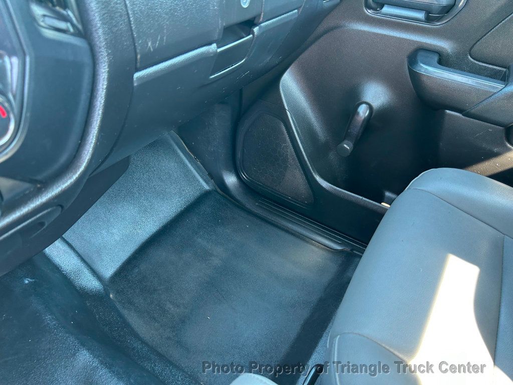2015 Chevrolet 2500HD UTILITY JUST 41k MILES! NICE UNIT! ++LADDER/PIPE RACKS! SUPER NICE UTILITY ! - 22872875 - 61