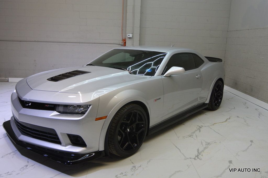 2015 Chevrolet Camaro 1 of 48 - 23085103 - 1