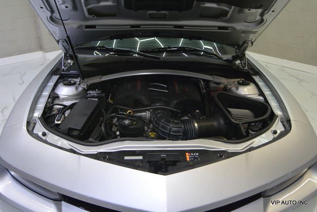 2015 Chevrolet Camaro 1 of 48 - 23085103 - 31