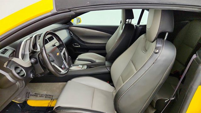 2015 Chevrolet Camaro 2dr Convertible 2LT w/ RS Pkg, Navigation & 20’’ Polished Wheels - 23032184 - 19