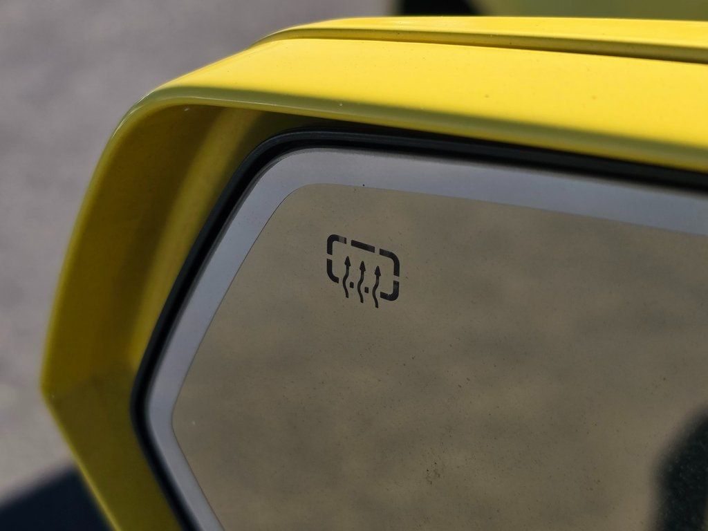 2015 Chevrolet Camaro 2dr Convertible SS w/2SS - 22947200 - 17