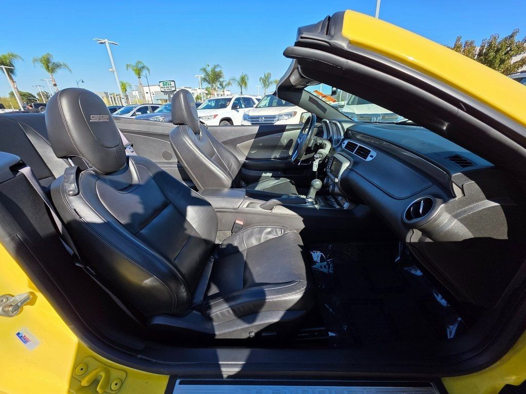 2015 Chevrolet Camaro 2dr Convertible SS w/2SS - 22947200 - 8