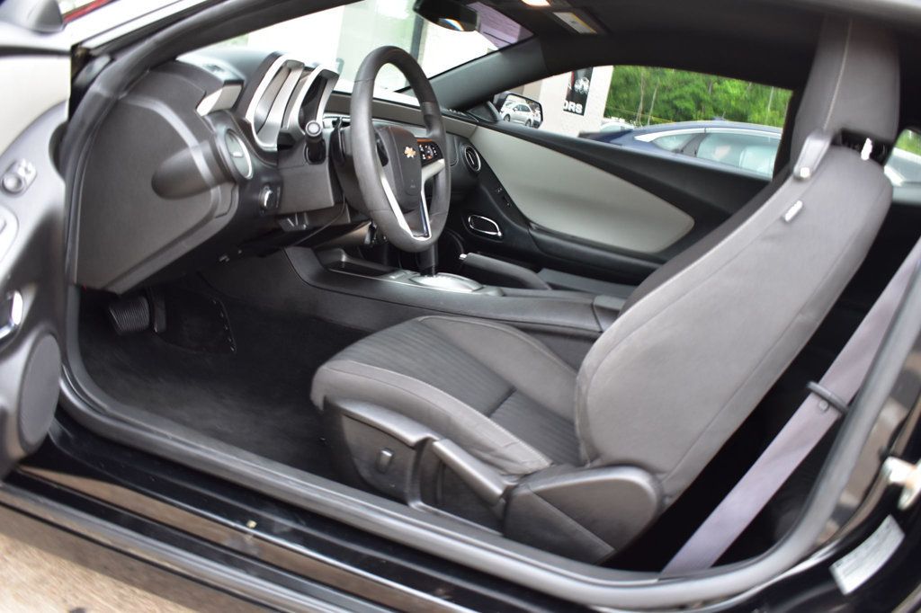 2015 Chevrolet Camaro 2dr Coupe LS w/1LS - 22853903 - 14