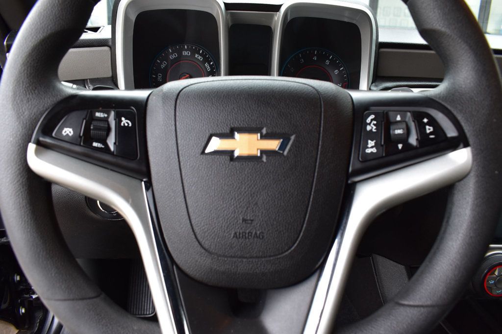 2015 Chevrolet Camaro 2dr Coupe LS w/1LS - 22853903 - 19