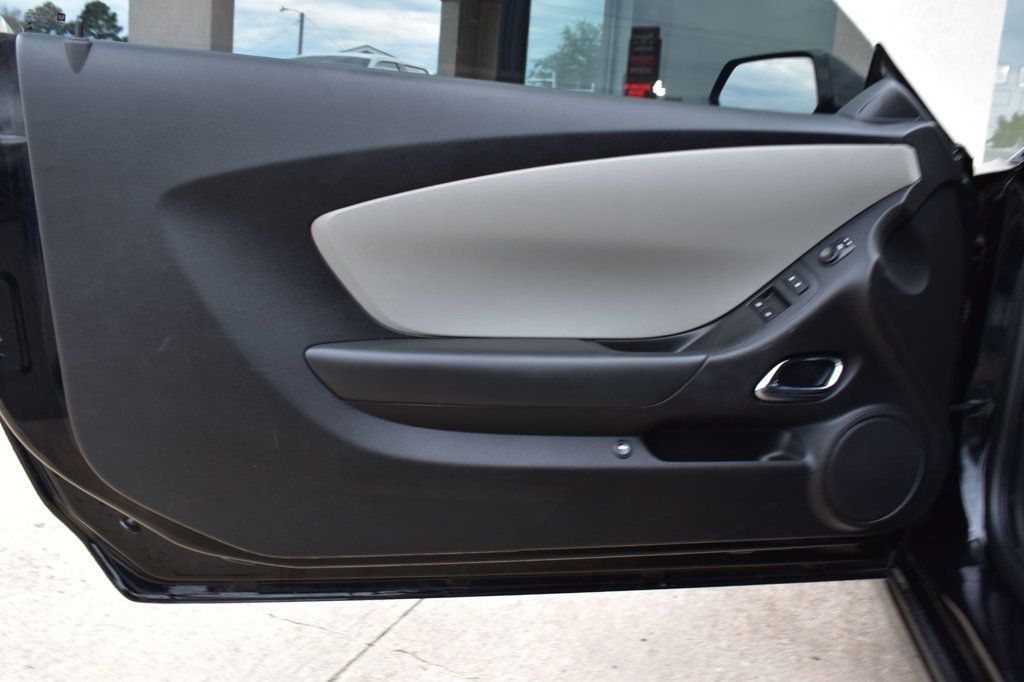 2015 Chevrolet Camaro 2dr Coupe LS w/1LS - 22853903 - 32