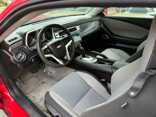 2015 Chevrolet Camaro 2dr Coupe LS w/1LS - 22886514 - 9