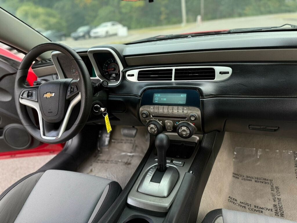 2015 Chevrolet Camaro 2dr Coupe LS w/1LS - 22886514 - 13