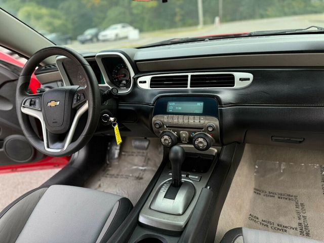 2015 Chevrolet Camaro 2dr Coupe LS w/1LS - 22886514 - 13