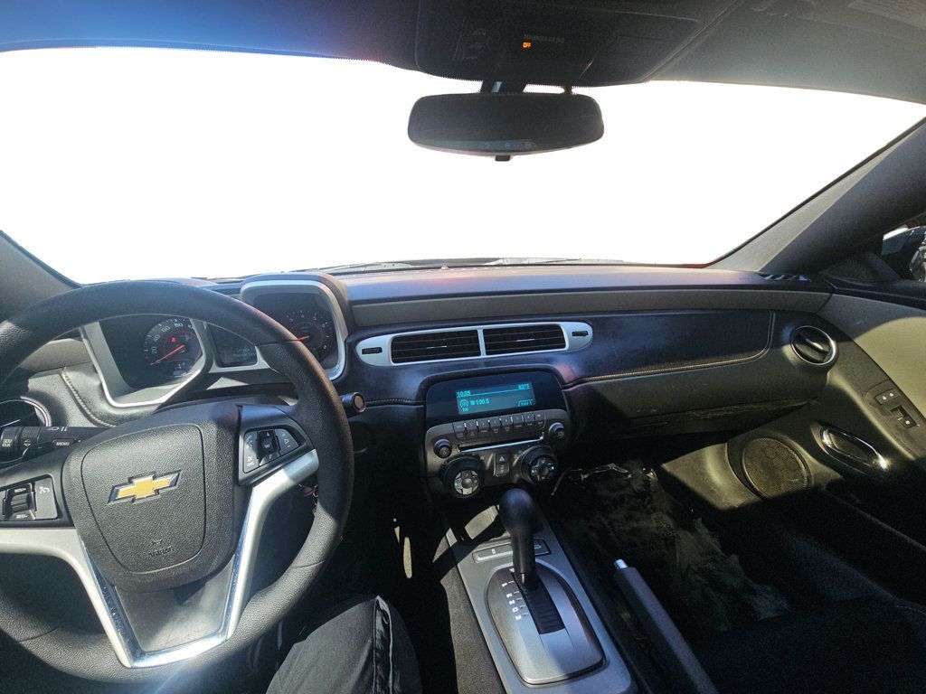 Chevrolet Camaro photo 12