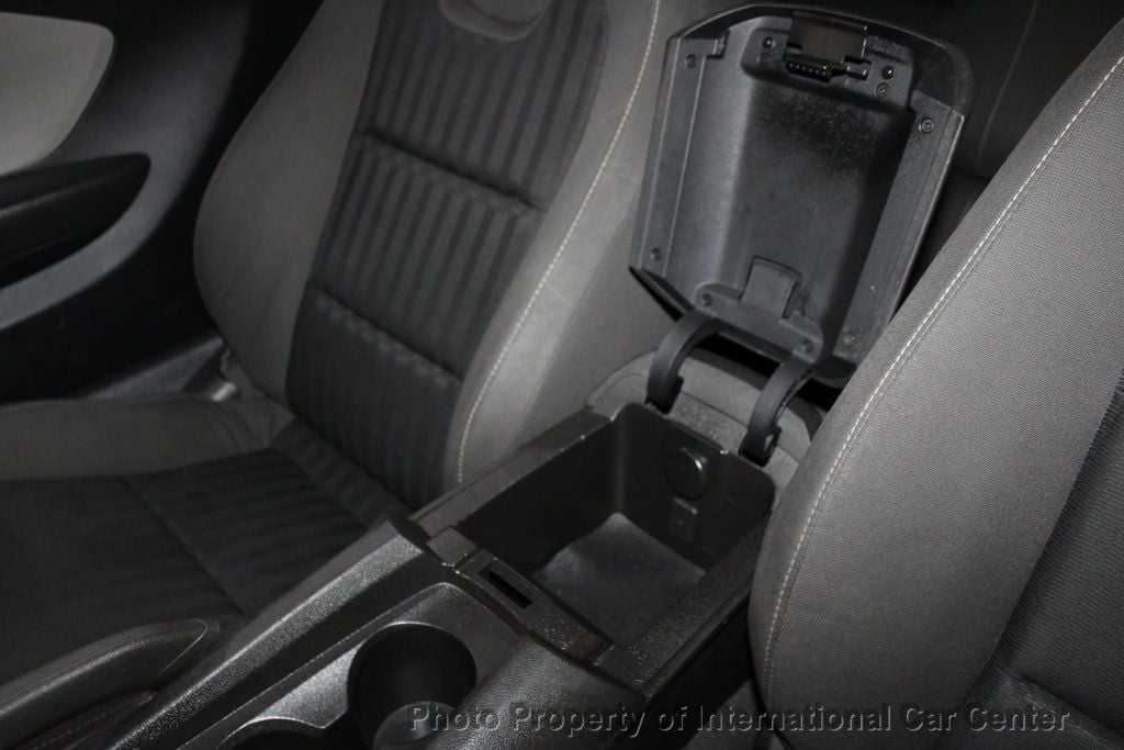 2015 Chevrolet Camaro photo 17