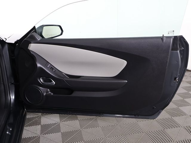 2015 Chevrolet Camaro 2dr Coupe LS w/2LS - 22943014 - 16