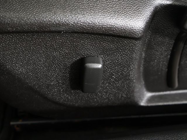 2015 Chevrolet Camaro 2dr Coupe LS w/2LS - 22943014 - 23