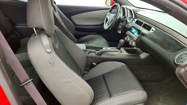 2015 Chevrolet Camaro 2dr Coupe LS w/2LS - 23073910 - 19