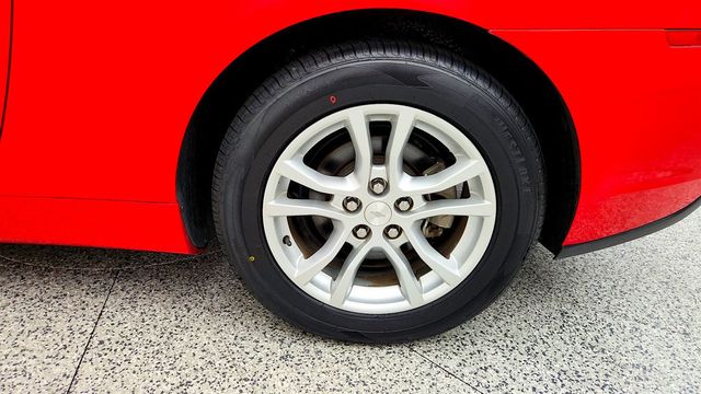 2015 Chevrolet Camaro 2dr Coupe LS w/2LS - 23073910 - 8