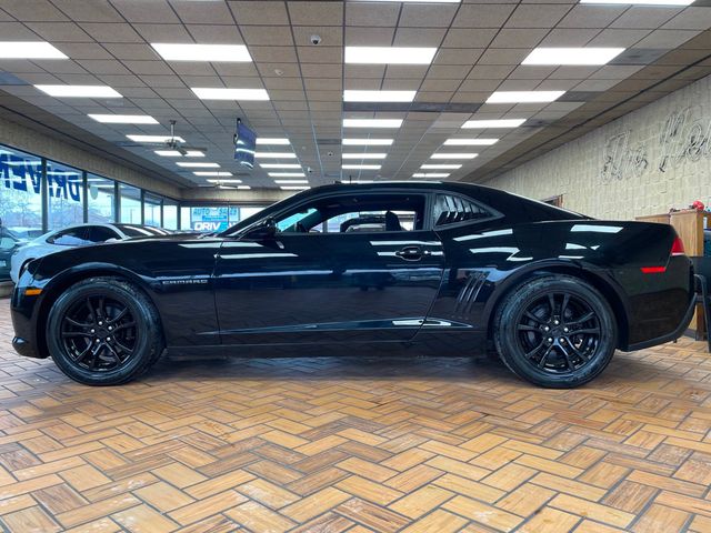 2015 Chevrolet Camaro 2dr Coupe LT w/1LT - 22979772 - 4