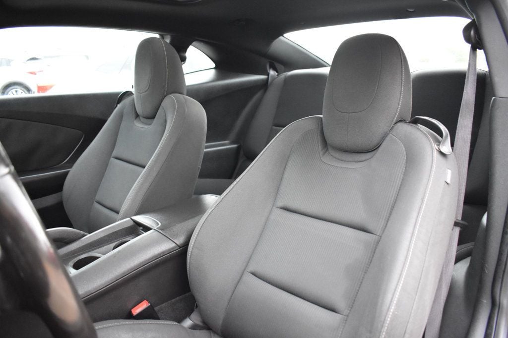 2015 Chevrolet Camaro 2dr Coupe LT w/1LT - 23067811 - 12