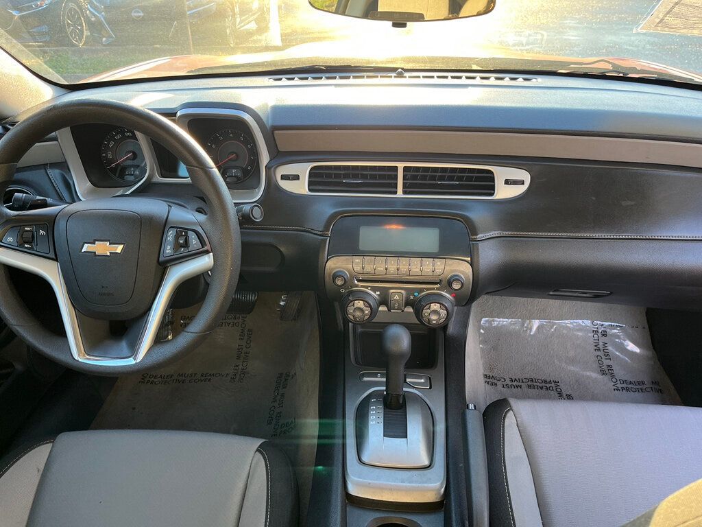 2015 Chevrolet Camaro 2dr Coupe LT w/1LT - 22972627 - 13