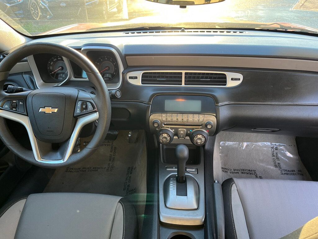 2015 Chevrolet Camaro 2dr Coupe LT w/1LT - 22972627 - 14