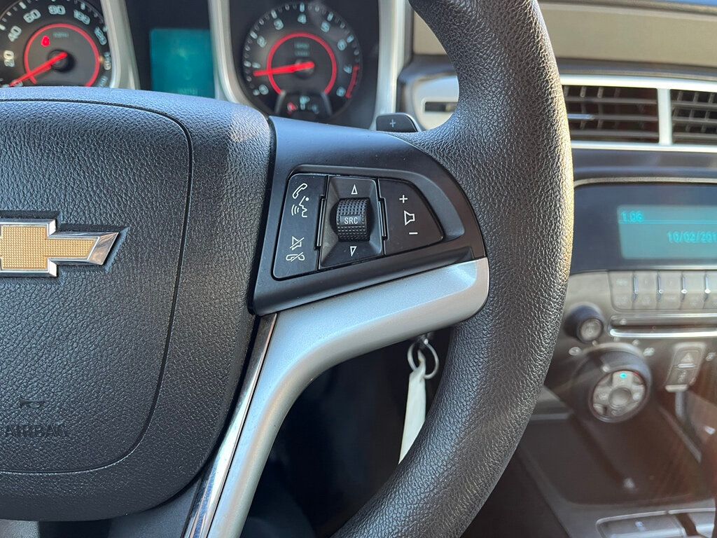 2015 Chevrolet Camaro 2dr Coupe LT w/1LT - 22972627 - 17