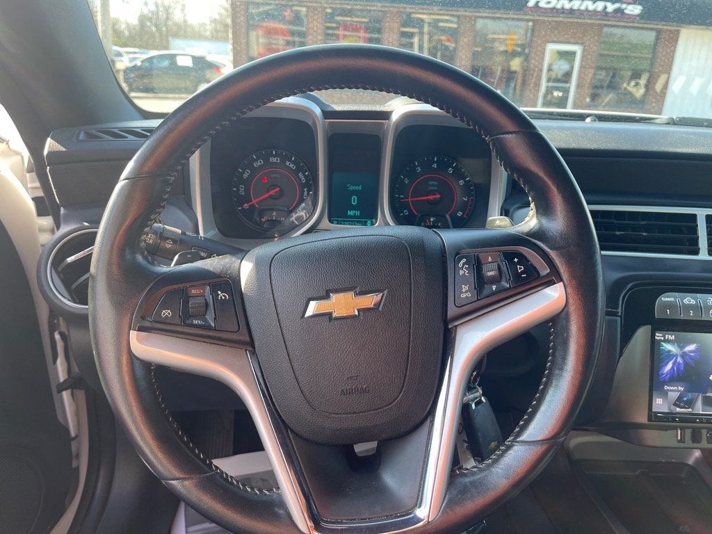 2015 Chevrolet Camaro 2dr Coupe LT w/1LT - 22959201 - 8