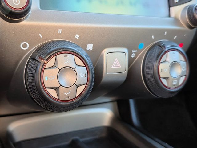 2015 Chevrolet Camaro 2dr Coupe LT w/1LT - 22943810 - 27