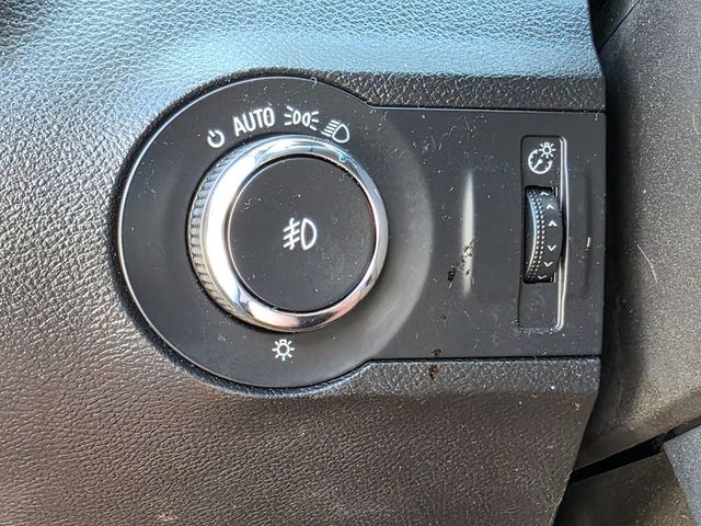 2015 Chevrolet Camaro 2dr Coupe LT w/1LT - 22943810 - 34