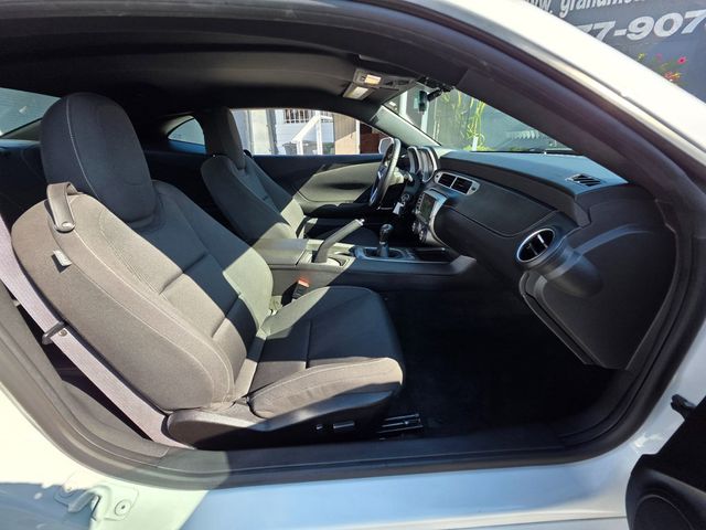 2015 Chevrolet Camaro 2dr Coupe LT w/1LT - 22943810 - 8