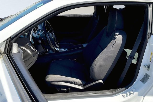 2015 Chevrolet Camaro 2dr Coupe LT w/1LT - 22869830 - 9