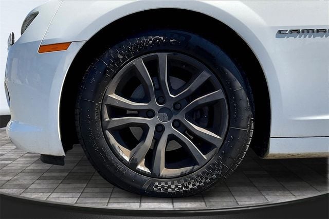 2015 Chevrolet Camaro 2dr Coupe LT w/1LT - 22869830 - 31