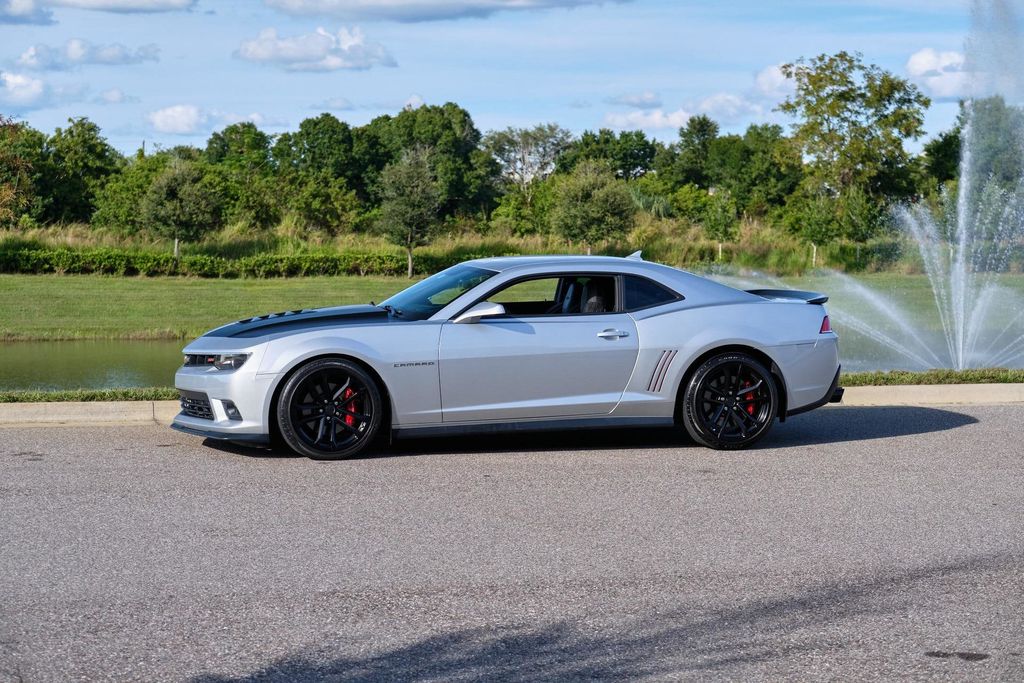 2015 Chevrolet Camaro 2dr Coupe SS w/2SS - 22170675 - 24