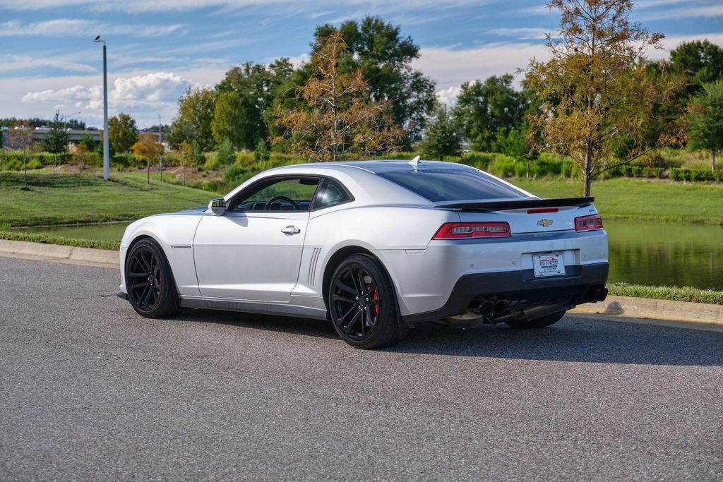 2015 Chevrolet Camaro 2dr Coupe SS w/2SS - 22170675 - 28